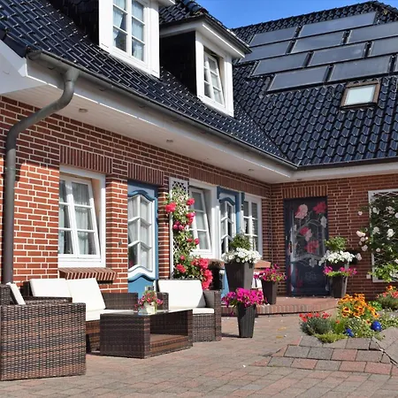 Gemuetliche Fuer 2 Personen Mit Gartensauna